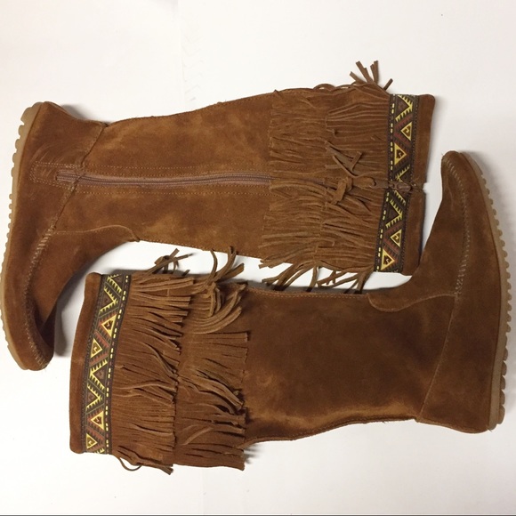 Minnetonka Side Zip Ribbon Trim Fringe Boots SZ 9 - Picture 2 of 8